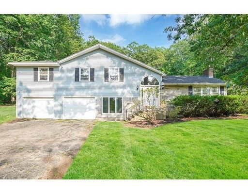 Property Photo: 54 Davis Rd MA 01077