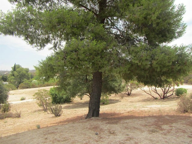 Property Photo: 1370 Shasta CA 91905