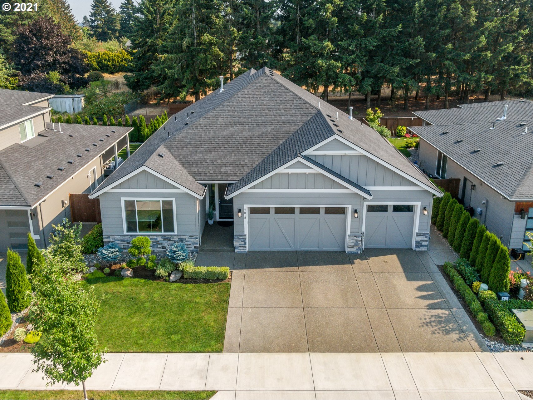 Property Photo:  17013 NE 28th Way  WA 98682 