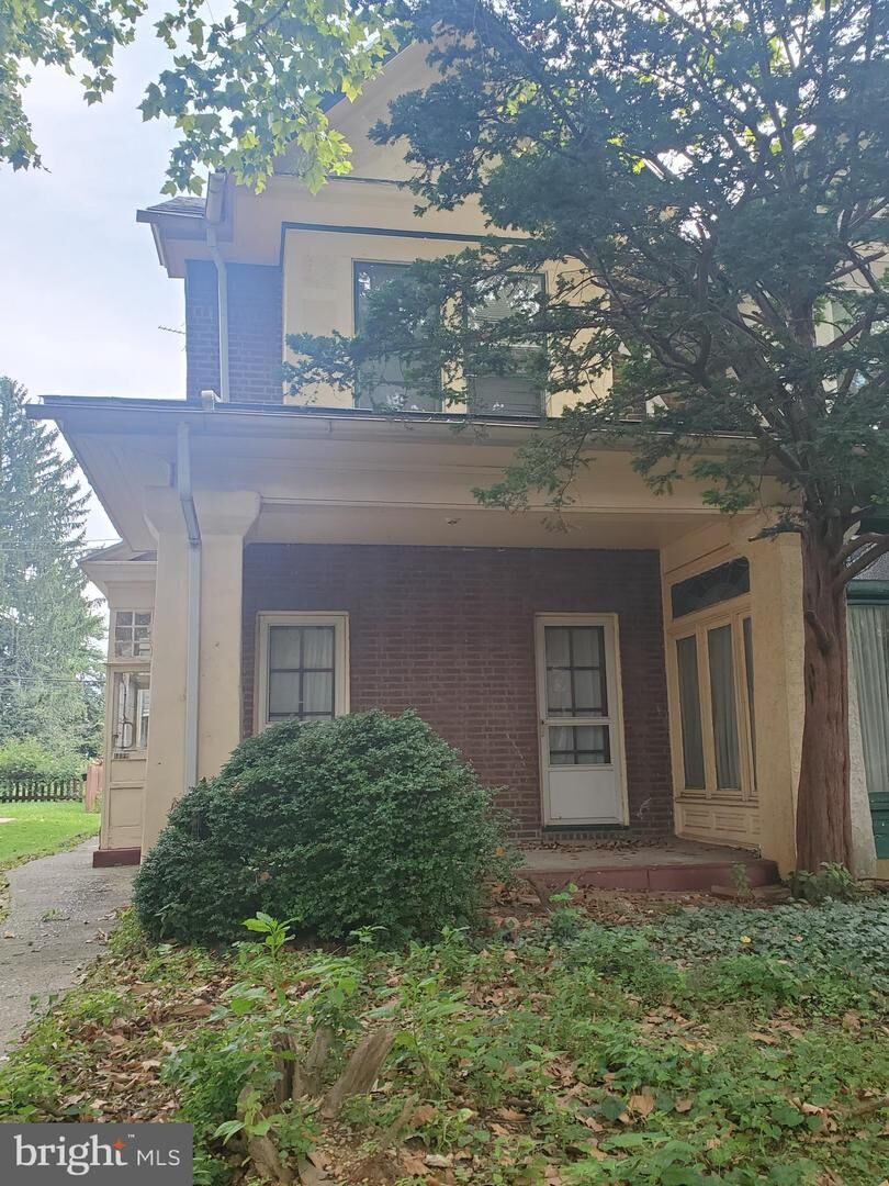 Property Photo:  1209 Allengrove Street  PA 19124 