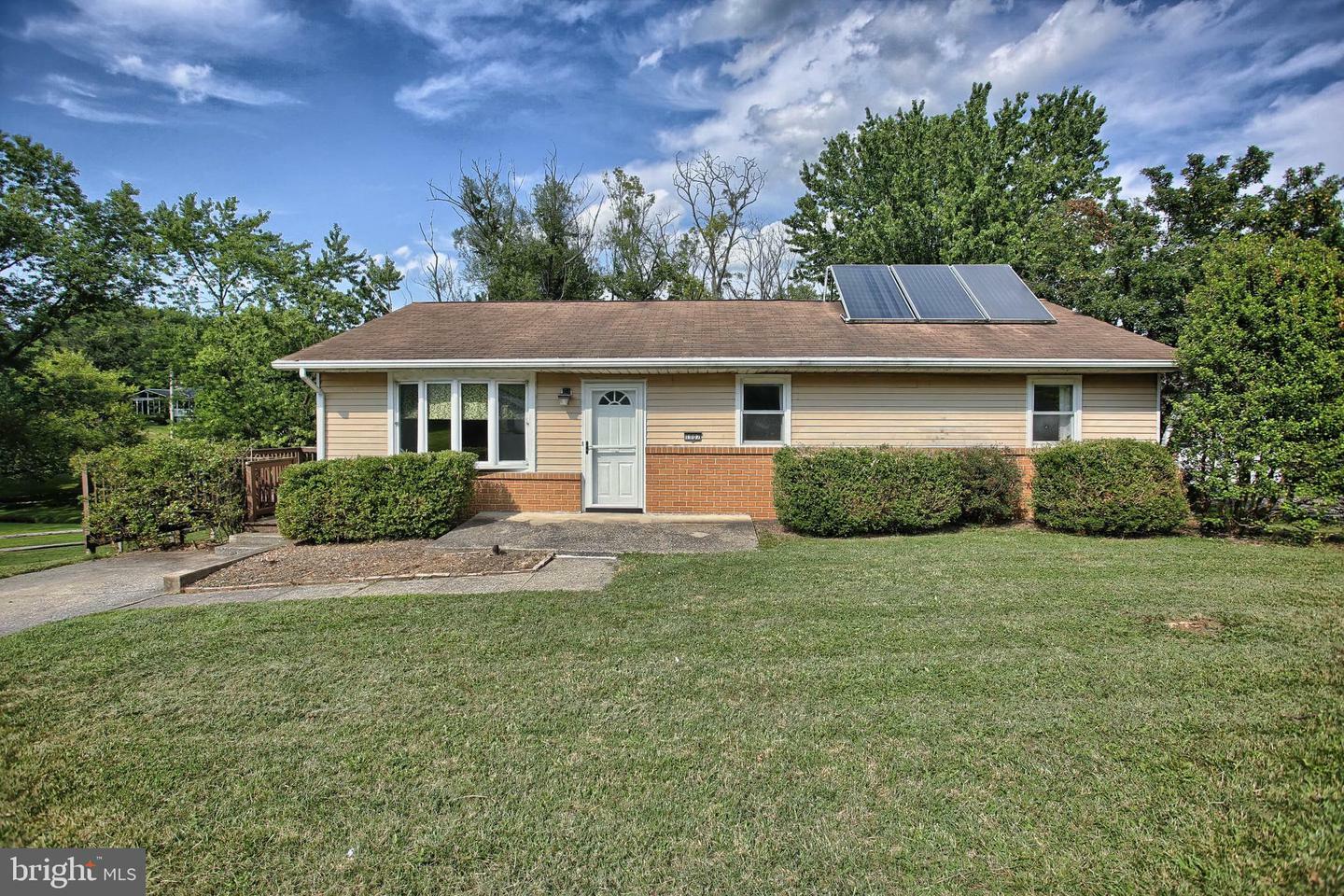 Property Photo: 1007 Topview Drive PA 17112