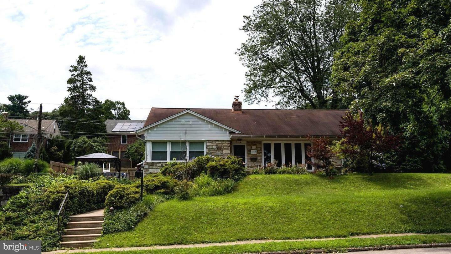 Property Photo:  42 Parkview Road  PA 19012 