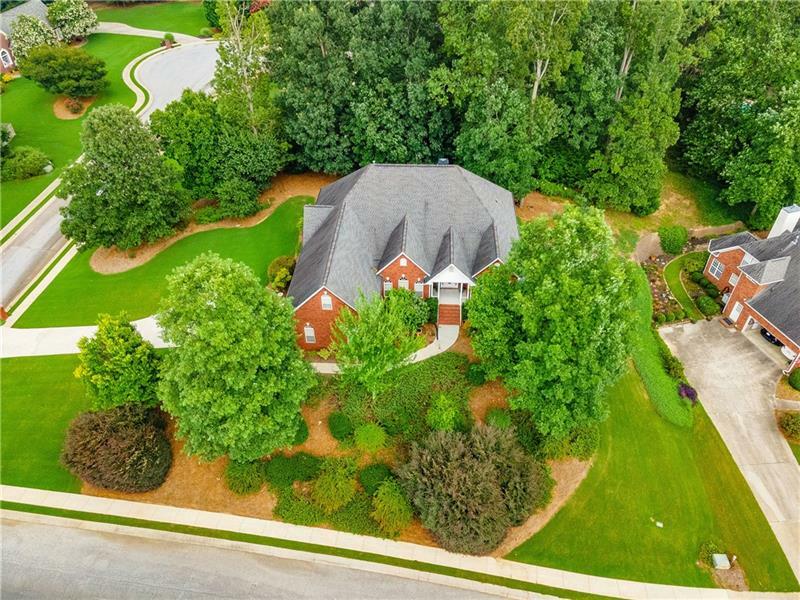 Property Photo: 2101 Hickory Circle GA 30052