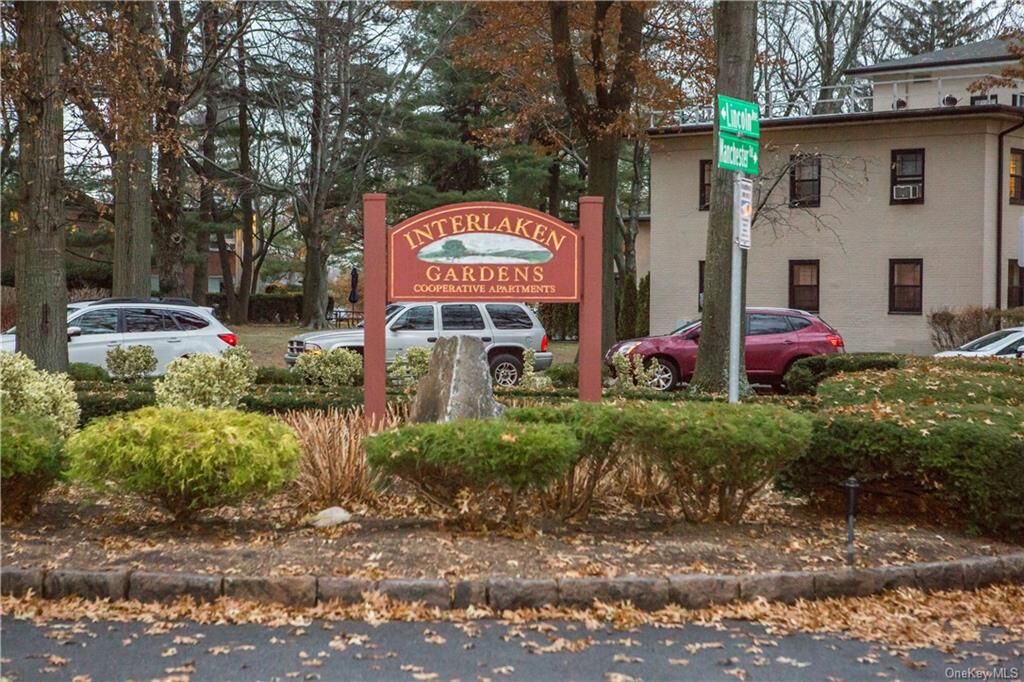 Property Photo:  1 Whitehall Road 1B  NY 10709