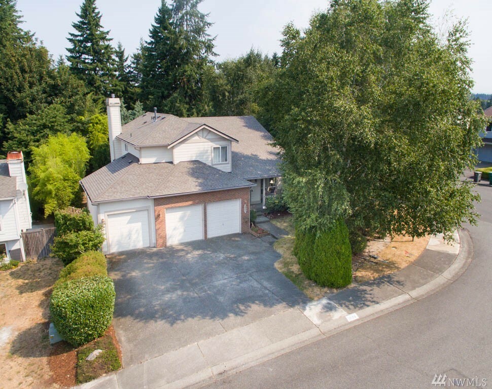 Property Photo: 3004 SW 342nd St WA 98023
