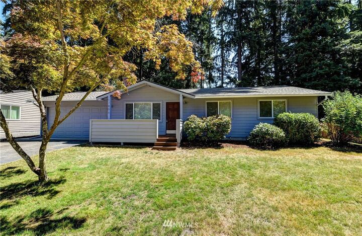 Property Photo:  17806 199th Avenue NE  WA 98077 