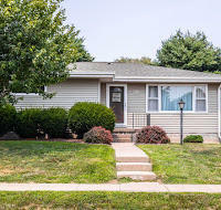 Property Photo:  211 Fletcher  Street  IA 51652 