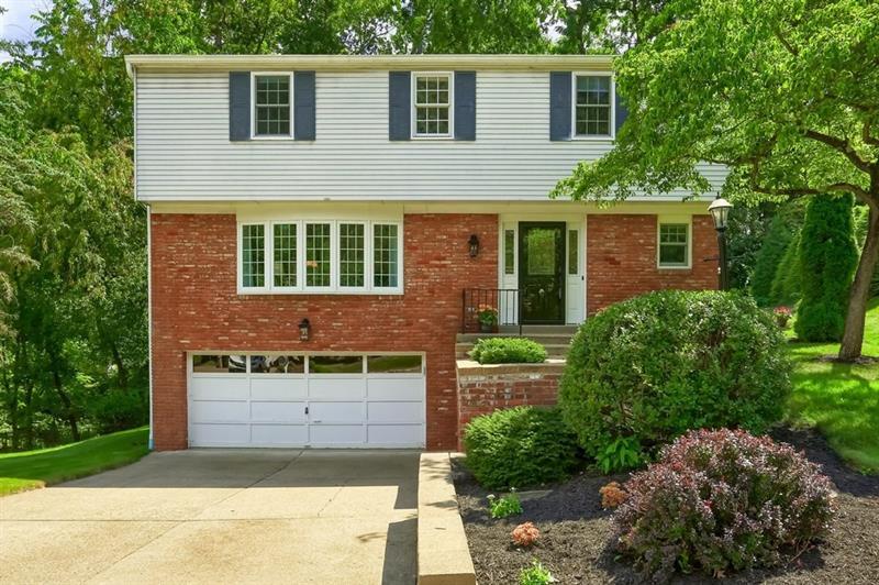 Property Photo:  809 Breezewood Drive  PA 15116 