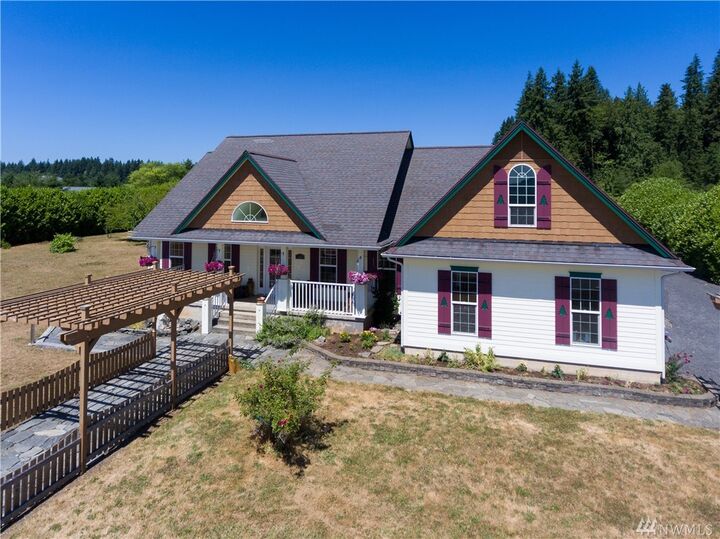 Property Photo: 115 Rainier Dr WA 98582