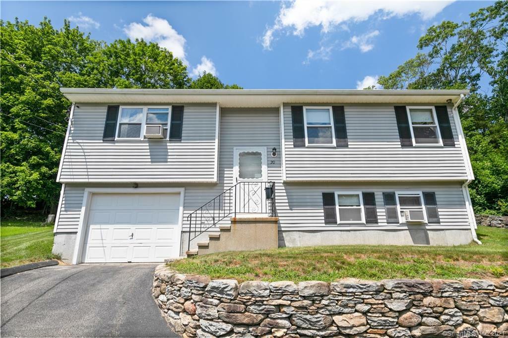 Property Photo:  20 Carver Avenue  CT 06360 