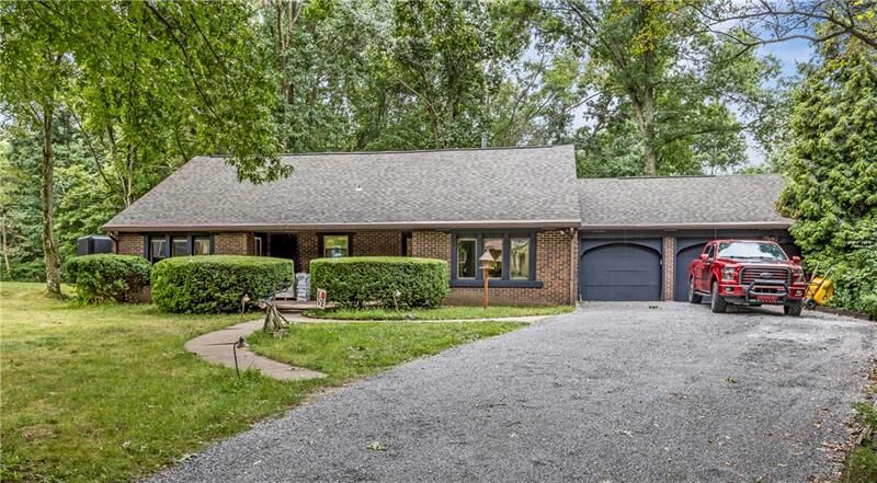 Property Photo: 127 Arrowhead Dr PA 15010