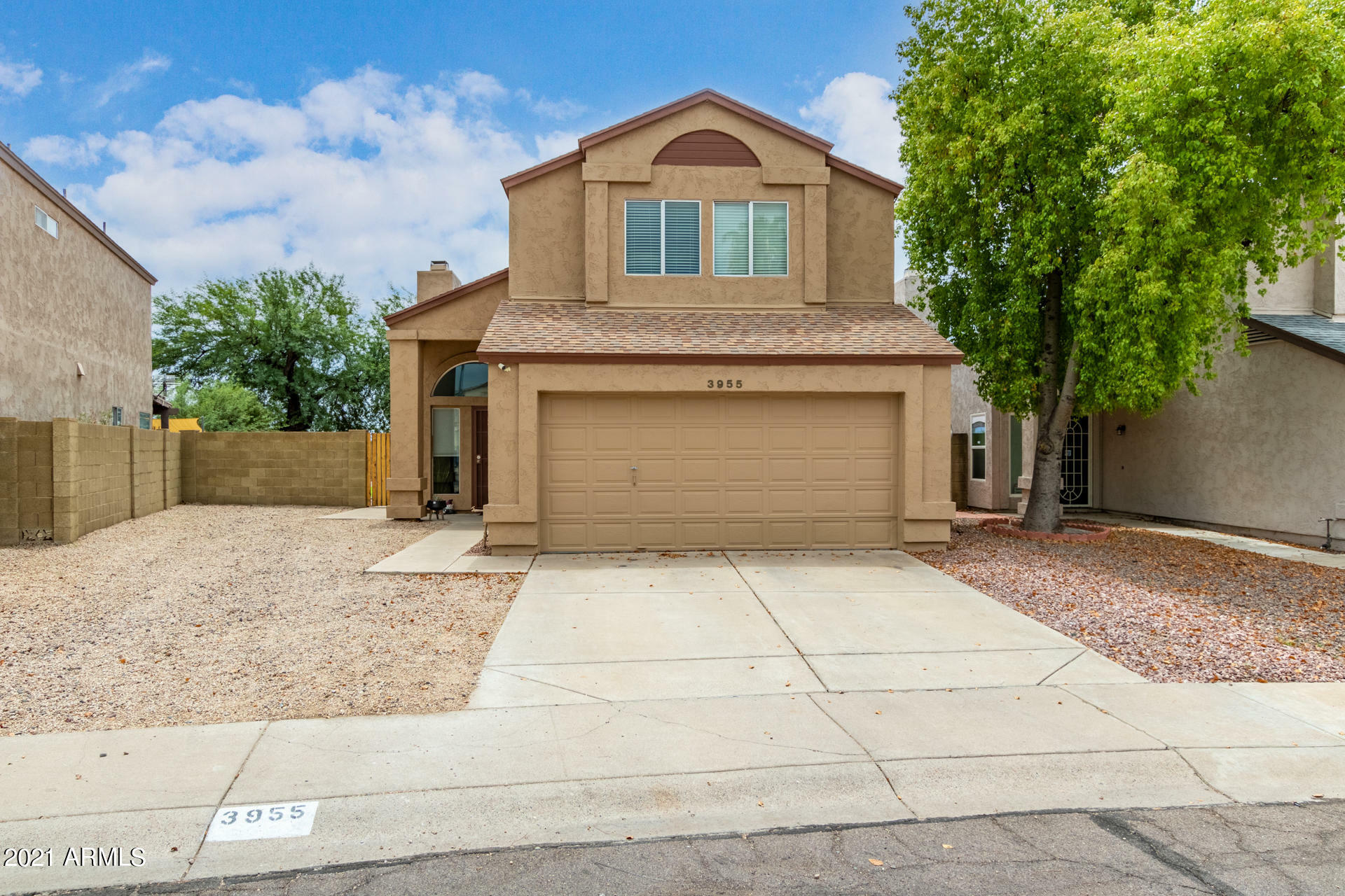 Property Photo:  3955 W Electra Lane  AZ 85310 