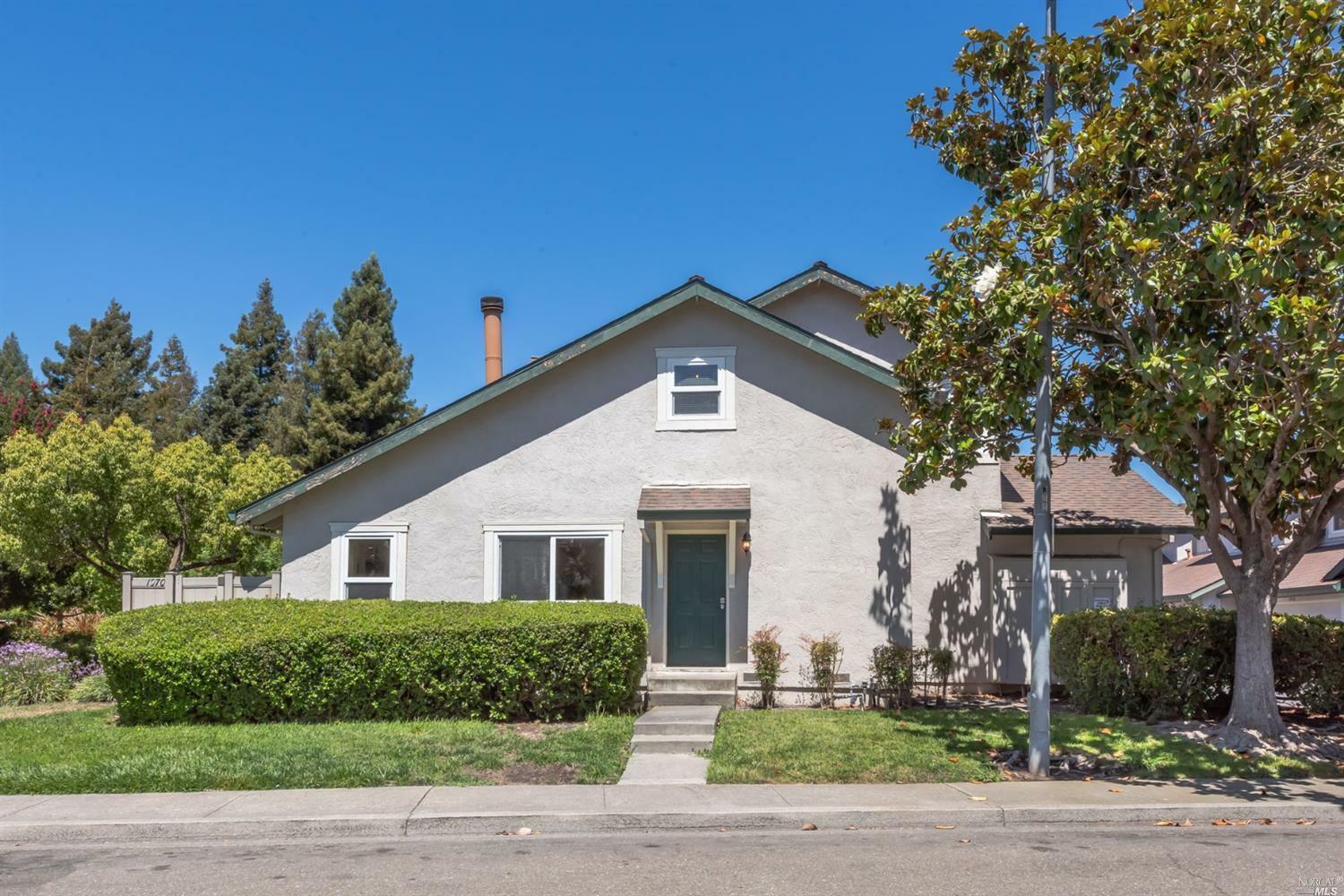 Property Photo: 1070 Civic Center Drive CA 94928