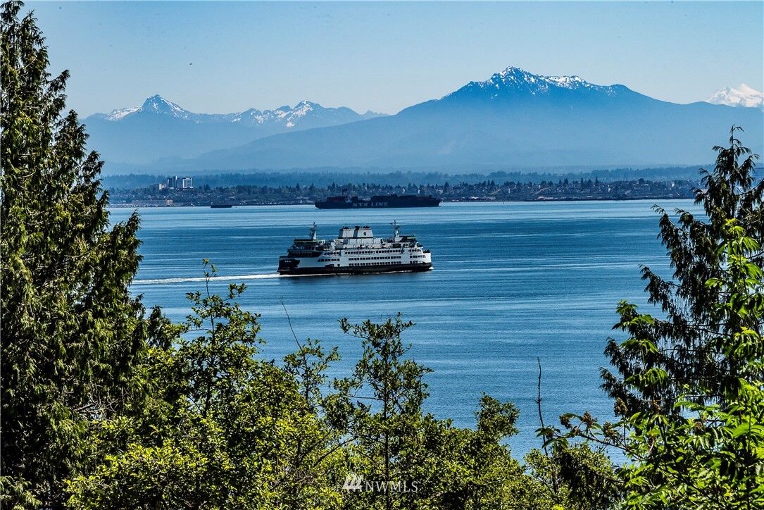 Property Photo: 6795 Humphrey Road WA 98236