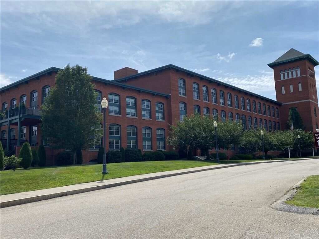 Property Photo:  1 Tupperware Dr, Unit#142  RI 02896 