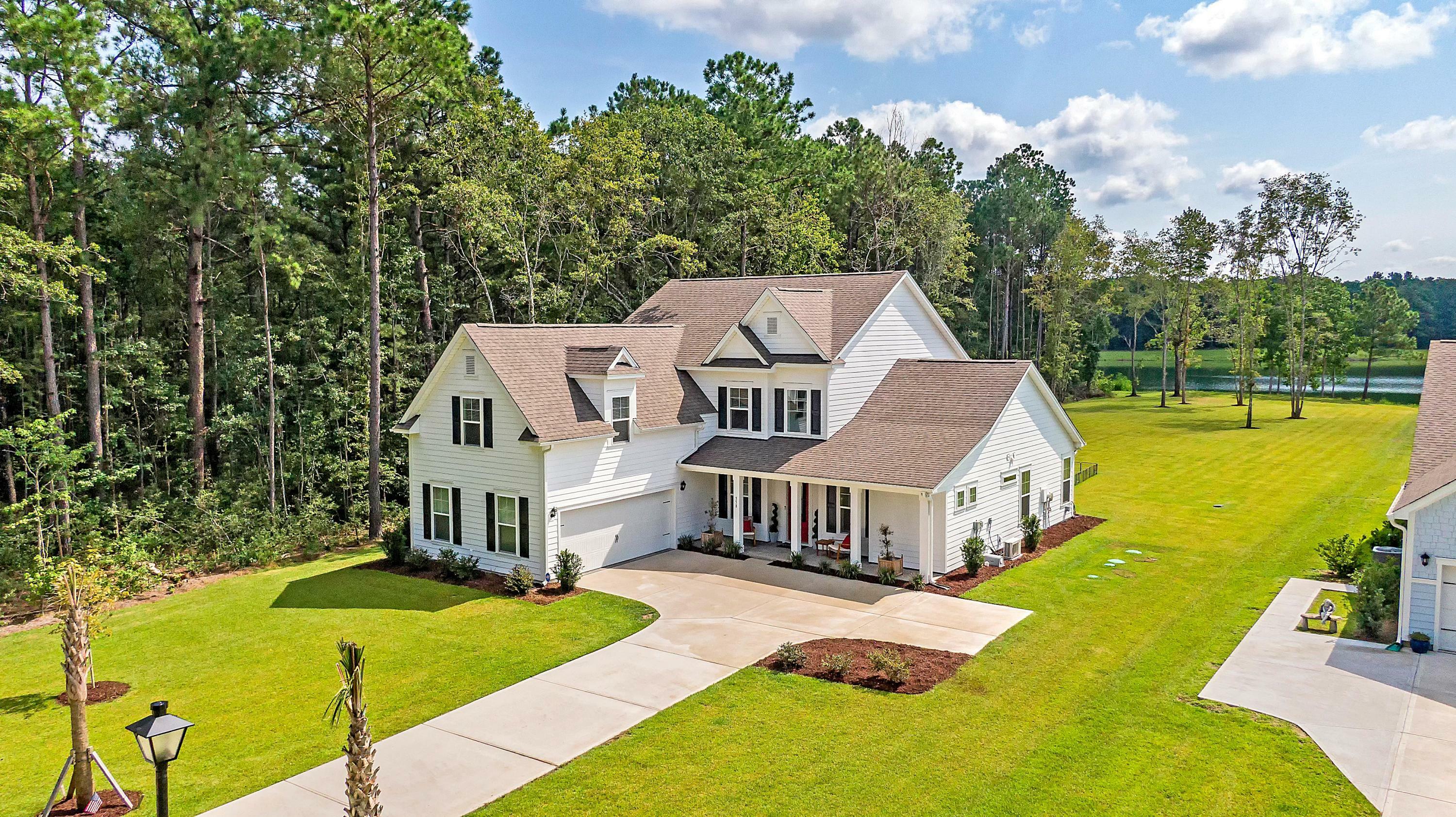 Property Photo:  558 Pontoon Road  SC 29450 