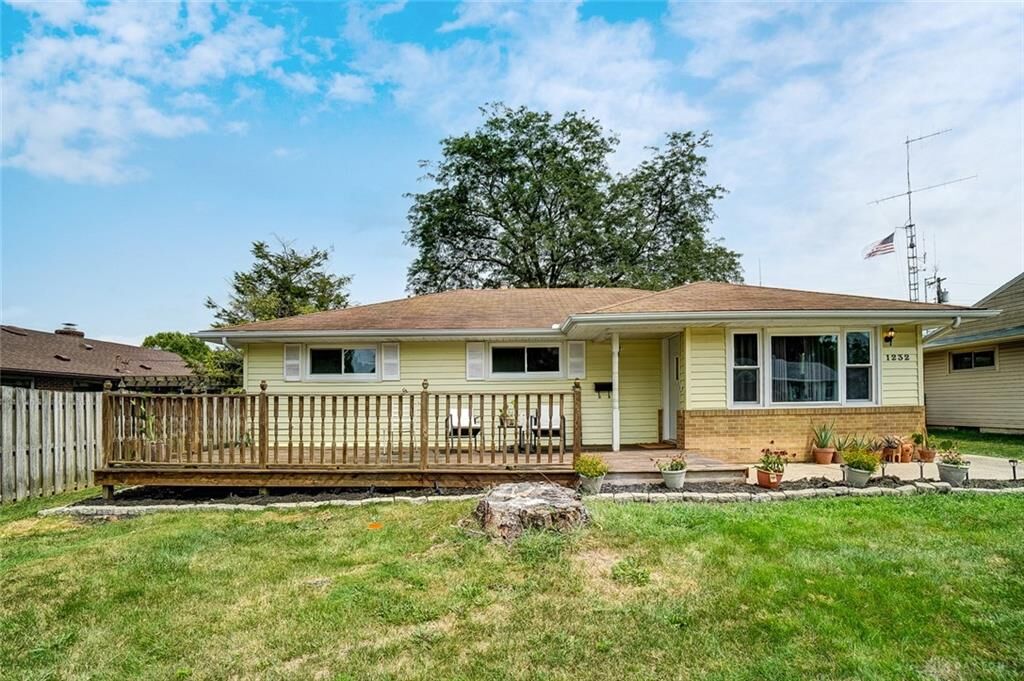 Property Photo: 1232 Highview Drive OH 45324