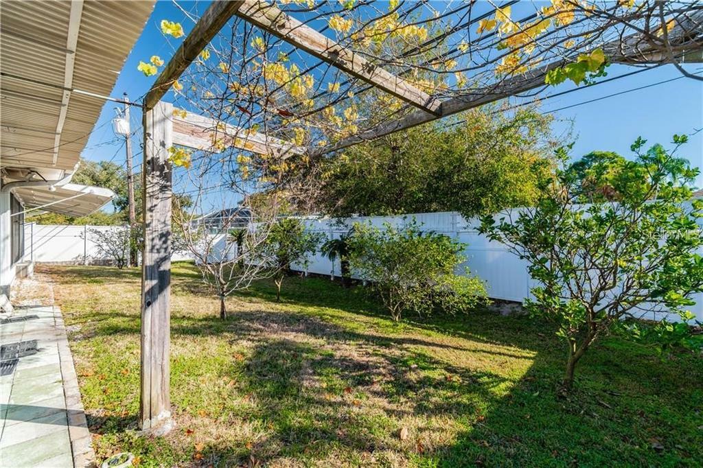 Property Photo: 2311 Surrey Lane FL 33763