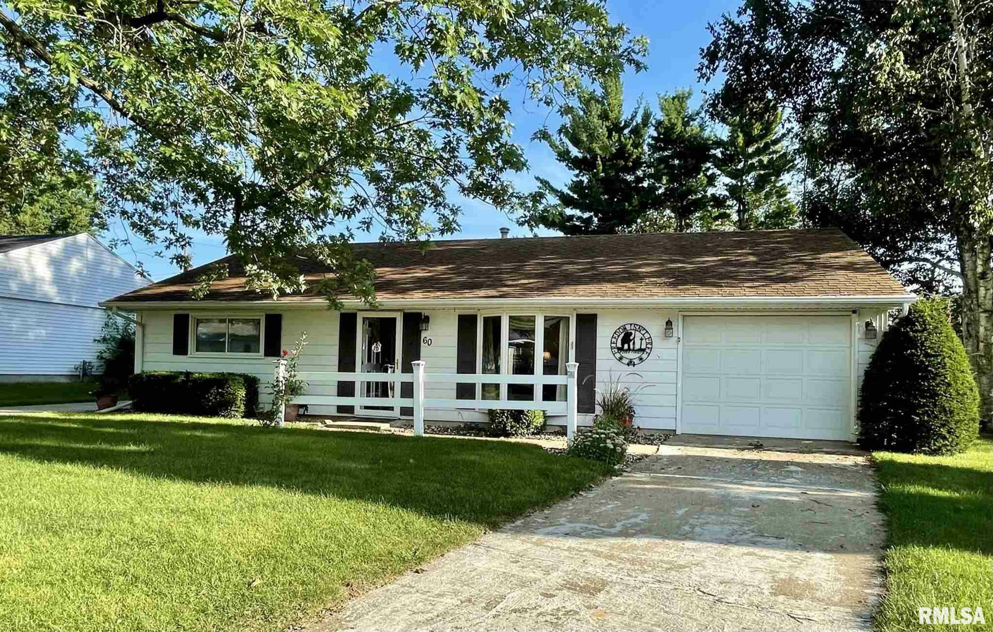 Property Photo: 60 Imperial IL 61401
