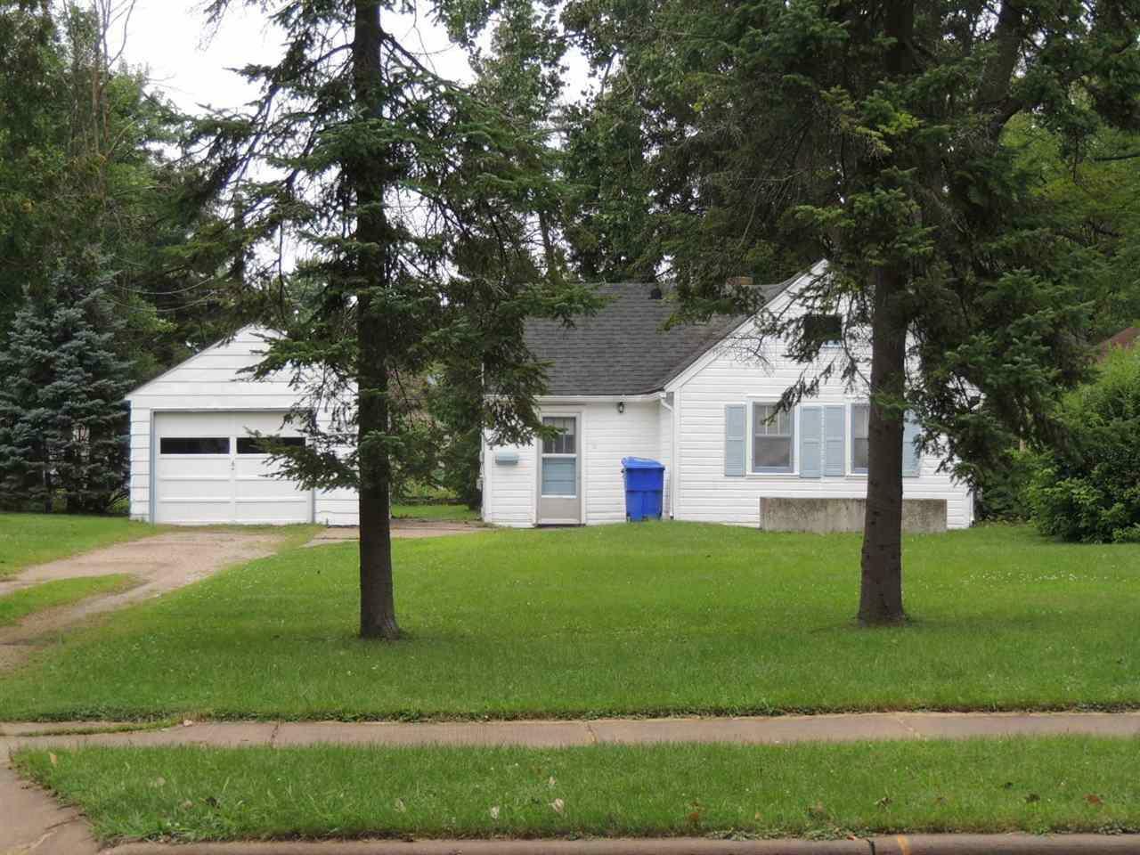 Property Photo:  420 East Taft Avenue  WI 54915 