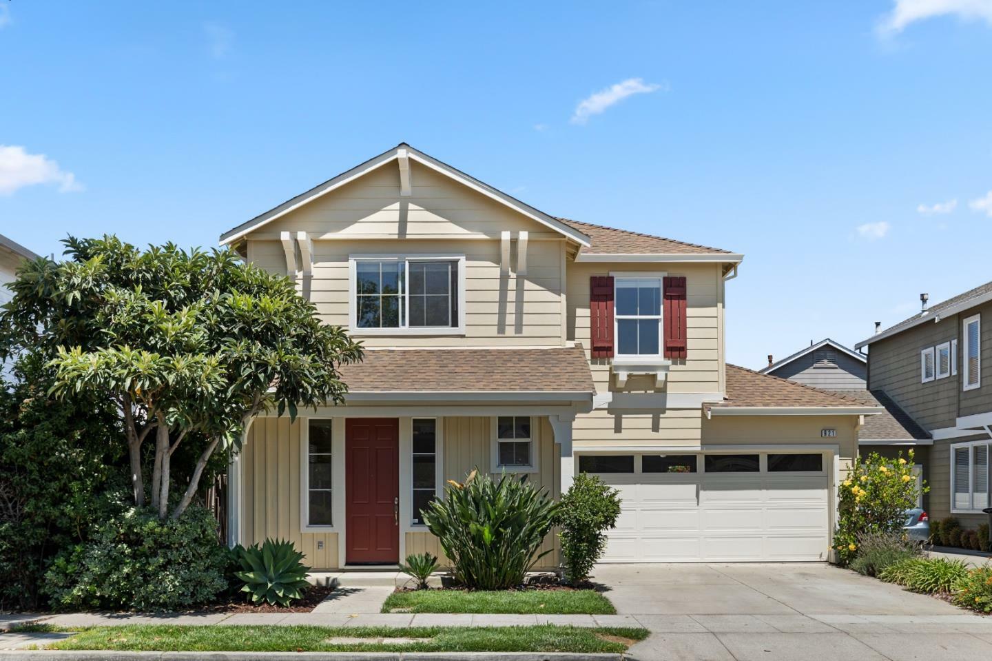 Property Photo:  921 Oakes Street  CA 94303 