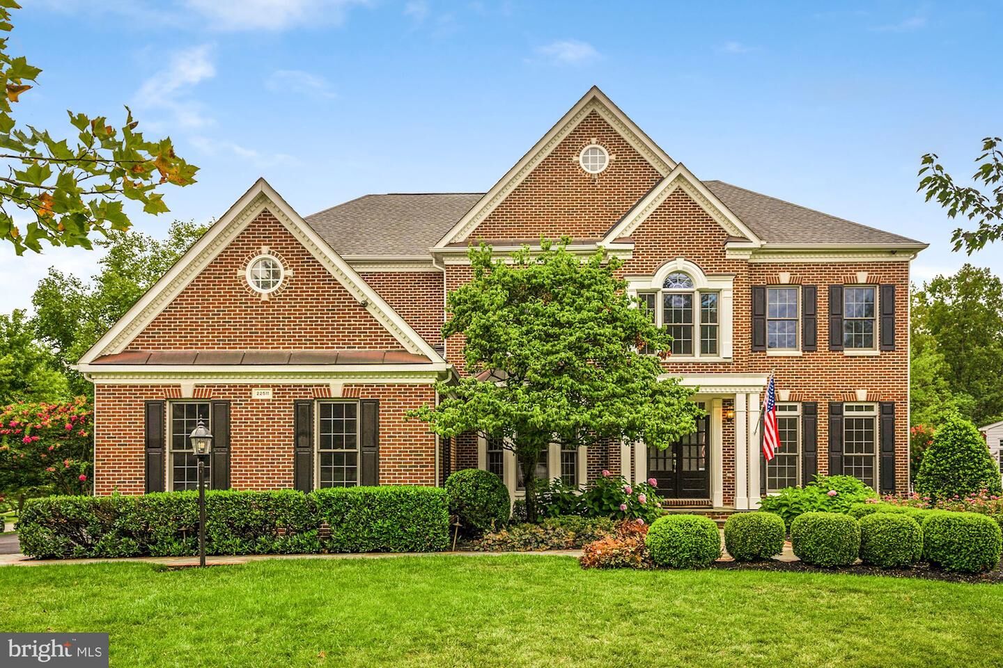 Property Photo: 22511 Forest Manor Drive VA 20148