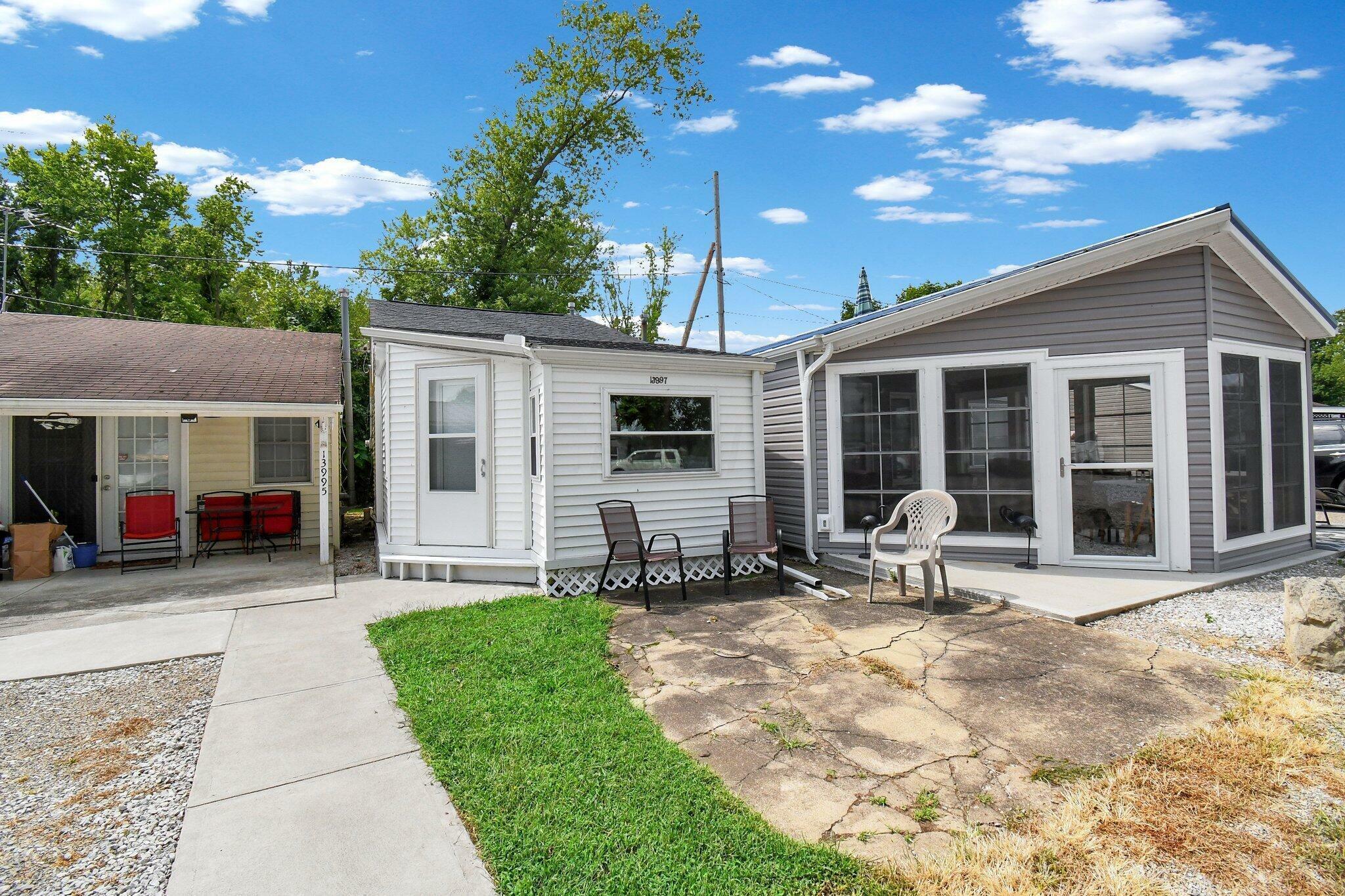 Property Photo: 13997 Custers Point NE Road OH 43076