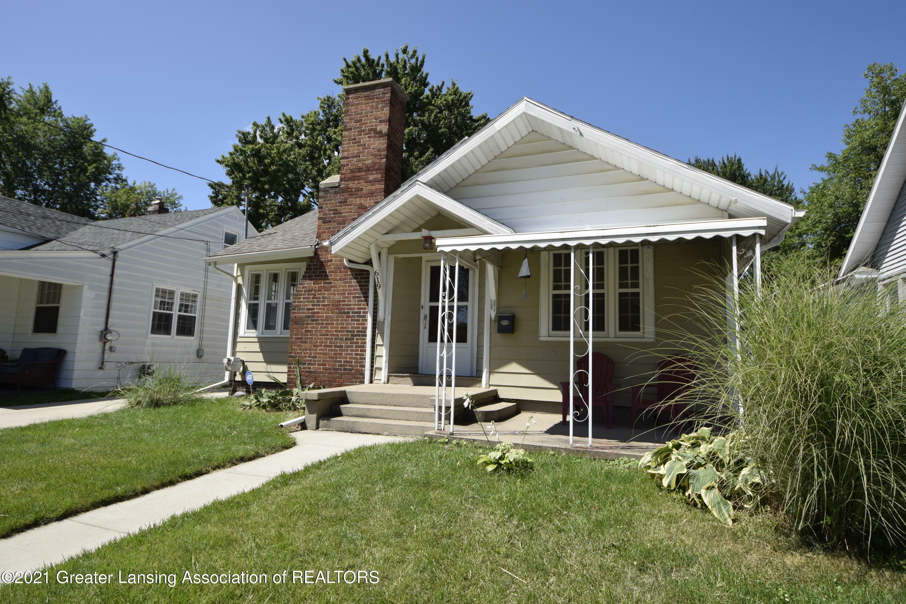 619 N Fairview Avenue  Lansing MI 48912 photo