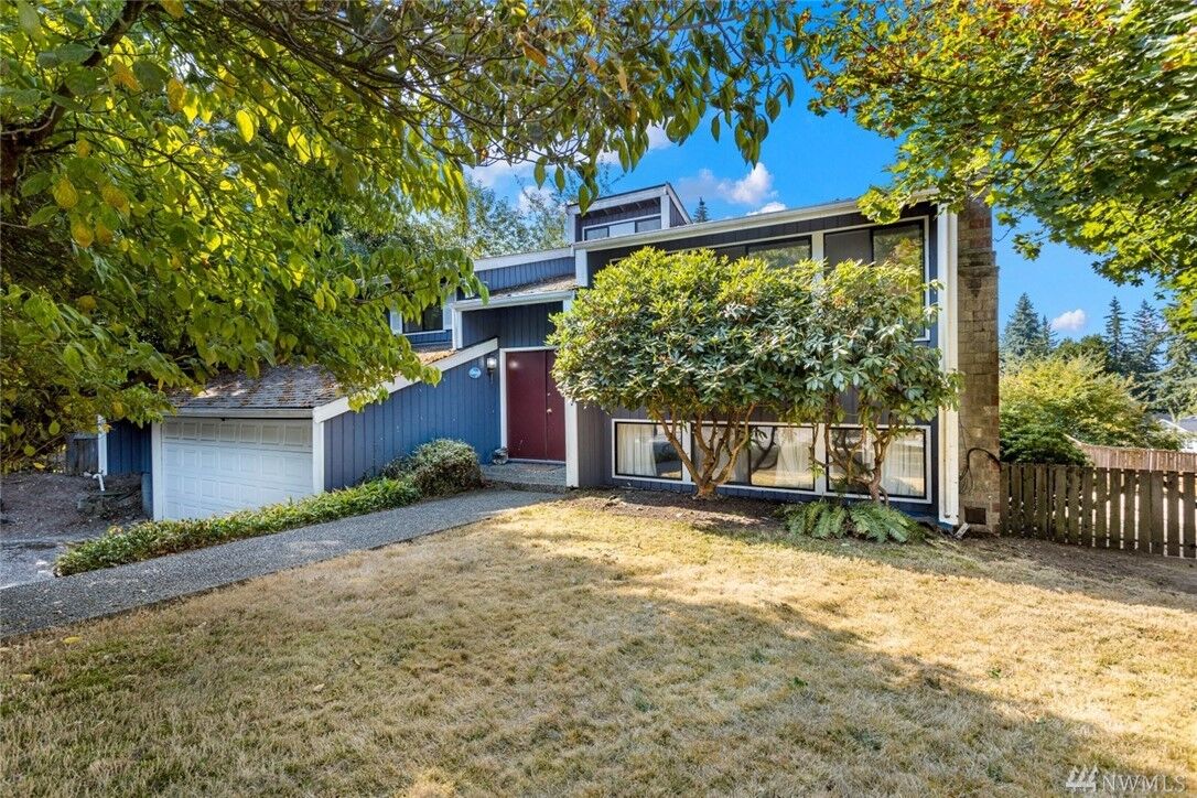 Property Photo: 12207 NE 139th Place WA 98034