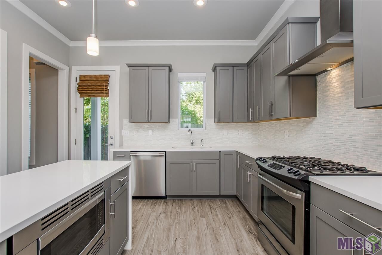 Property Photo:  7128 Kodiak Dr  LA 70810 