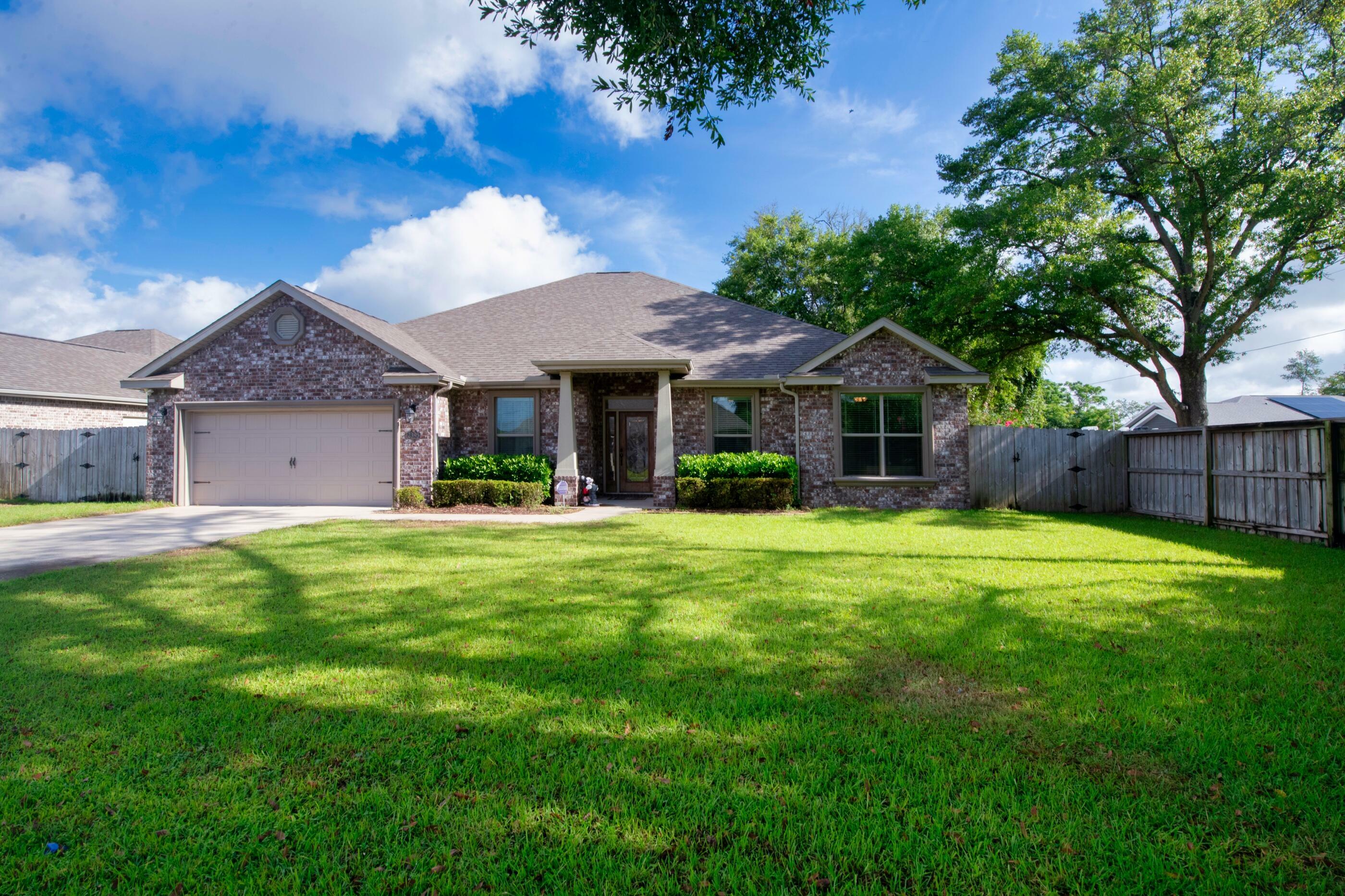 Property Photo:  2395 Cummings Drive  FL 32547 