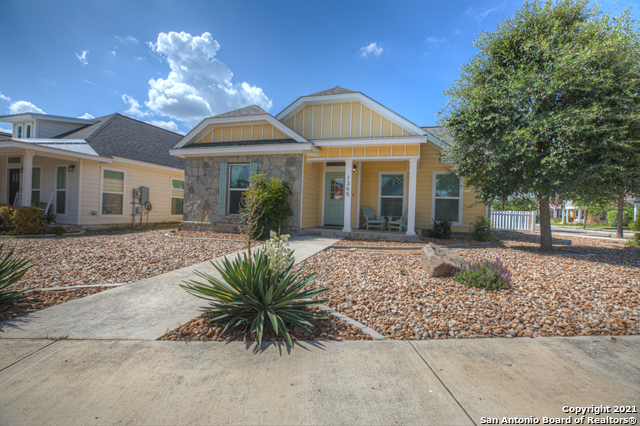 Property Photo: 1365 Hanz Dr TX 78130