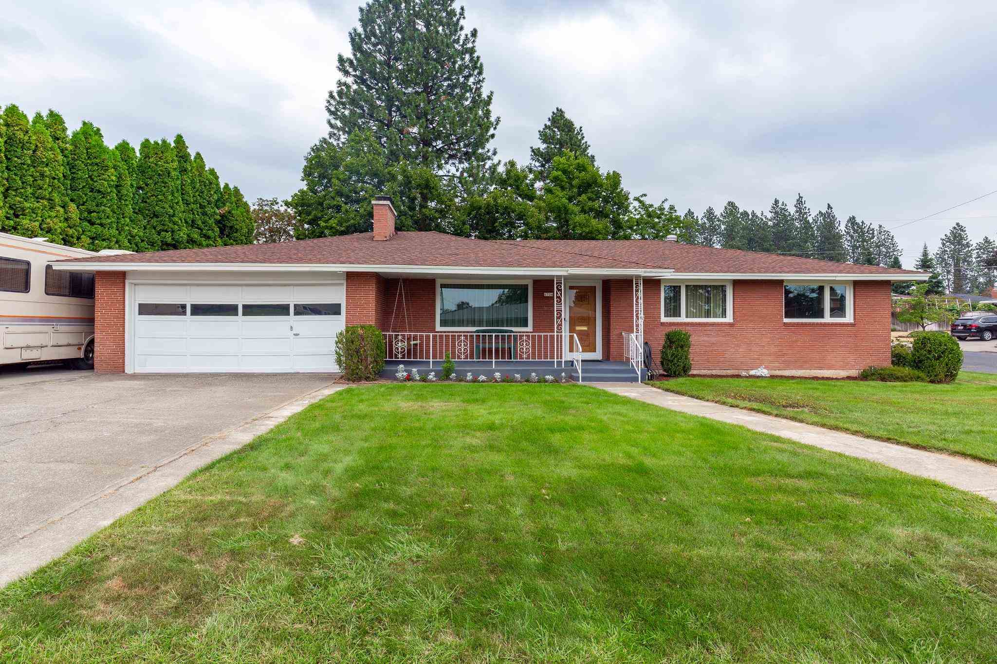 Property Photo:  6704 N Winston Dr  WA 99208 