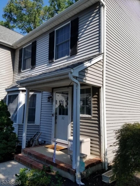 Property Photo:  32 Village Ct  NJ 08805 