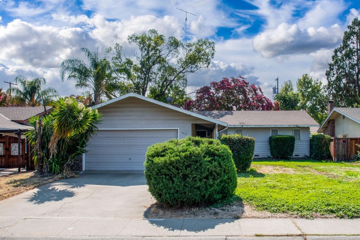 Property Photo: 3417 Rosemont Drive CA 95826