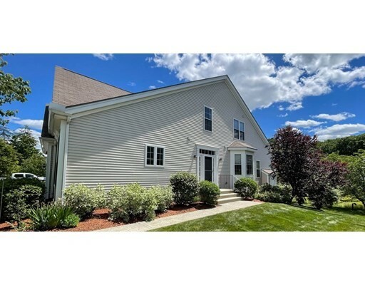 Property Photo: 14 Heather Lane 48 MA 01775