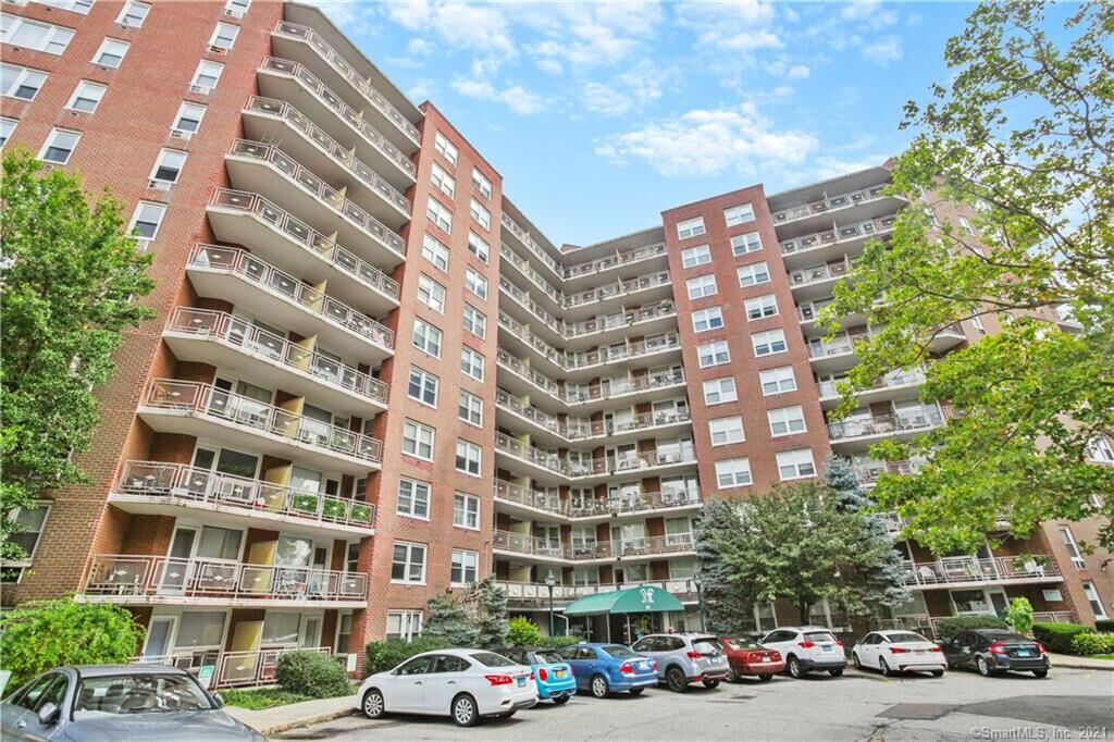 Property Photo: 91 Strawberry Hill Avenue 438 CT 06902