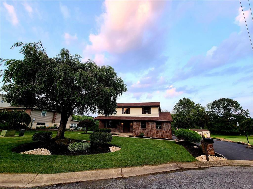 Property Photo:  1410 Quarry Drive  PA 18020 