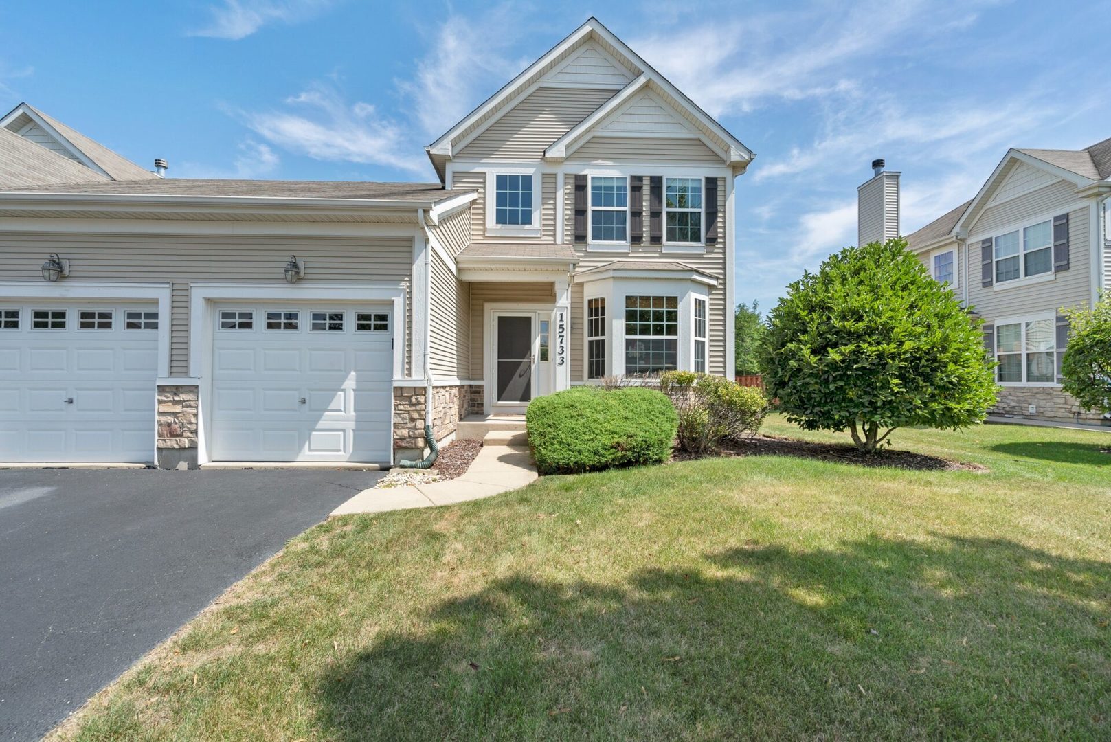 Property Photo:  15733 Cove Circle  IL 60544 