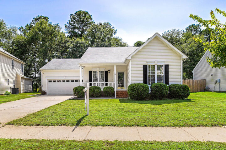 5604 Neuse Farm Drive  Raleigh NC 27616 photo