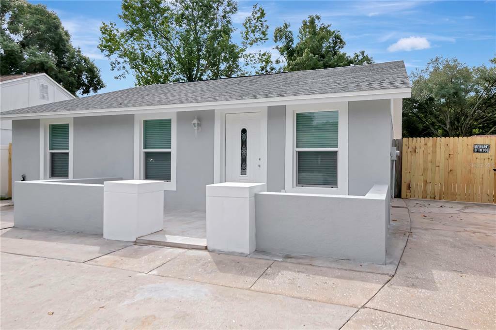 Property Photo:  3204 Saddlebrook Avenue  FL 33618 