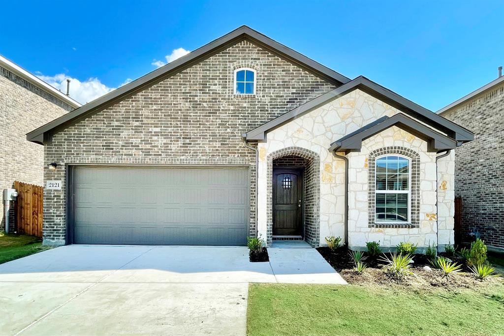 Property Photo: 2121 Callahan Drive TX 75126