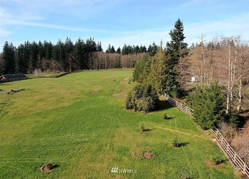 Property Photo:  5196 Foxglove Lane  WA 98260 