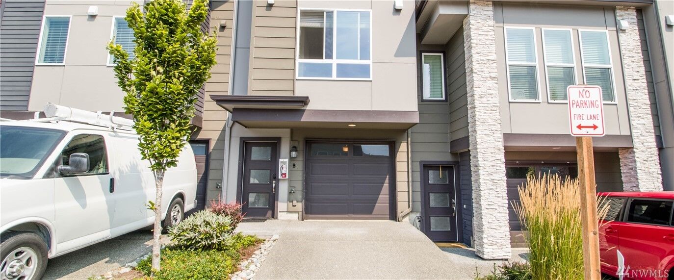 Property Photo:  1921 129th Place SW B  WA 98204 