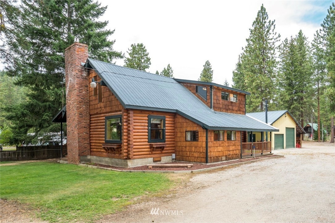 Property Photo:  18725 Fir Loop  WA 98826 