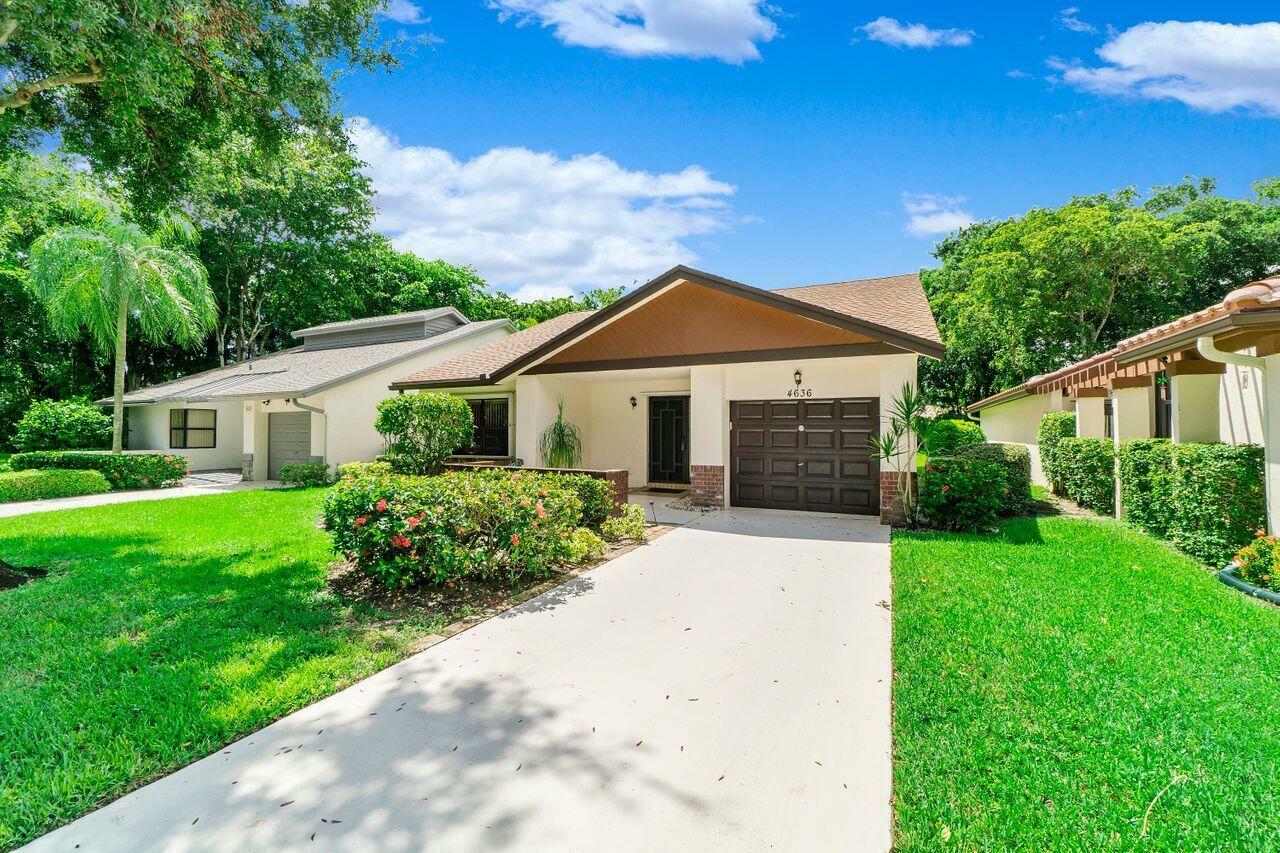 Property Photo: 4636 Daylily Court FL 33436