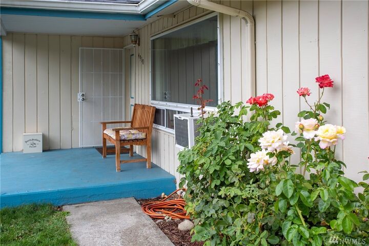Property Photo: 4910 21st Ave SE WA 98503