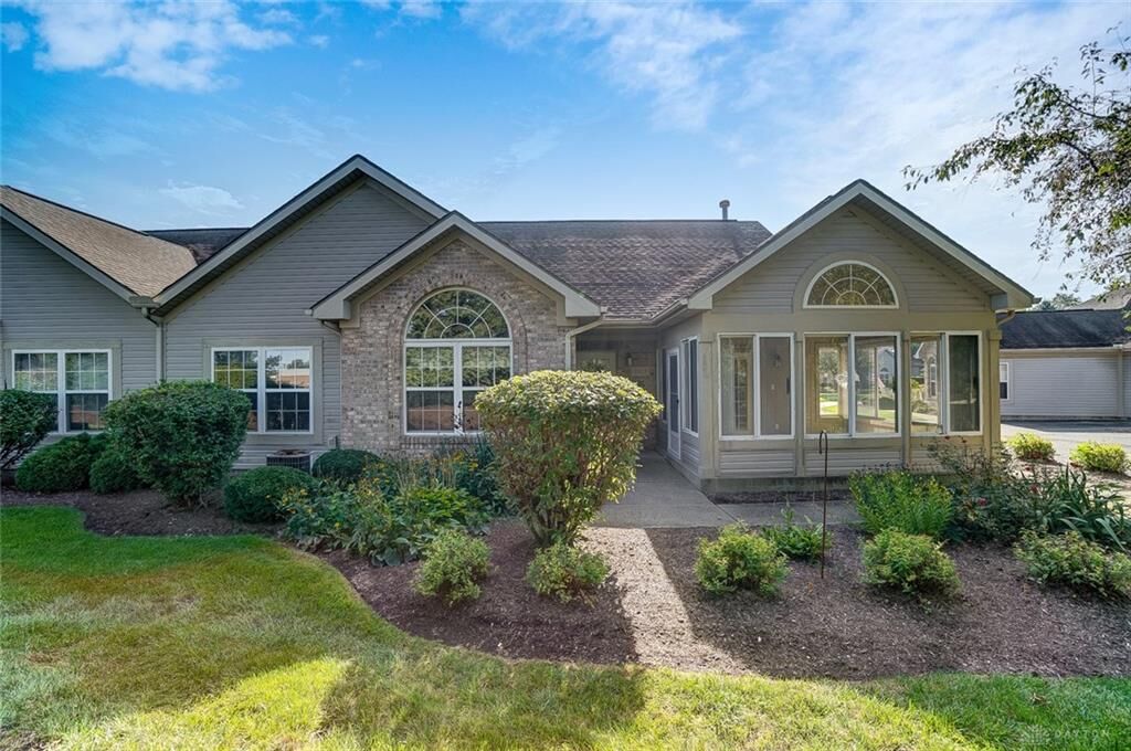 Property Photo: 2023 Willow Run Circle OH 45323