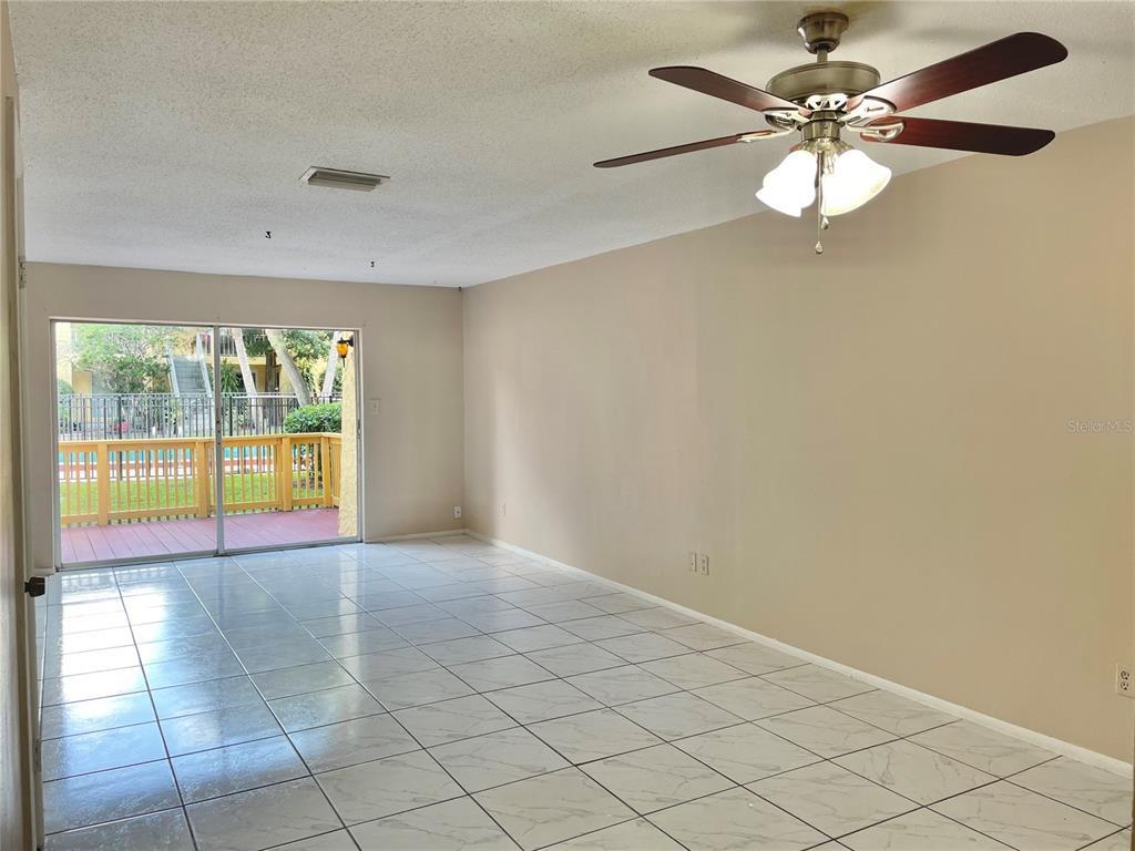 Property Photo:  7505 Gallineta Court 7505  FL 33615 