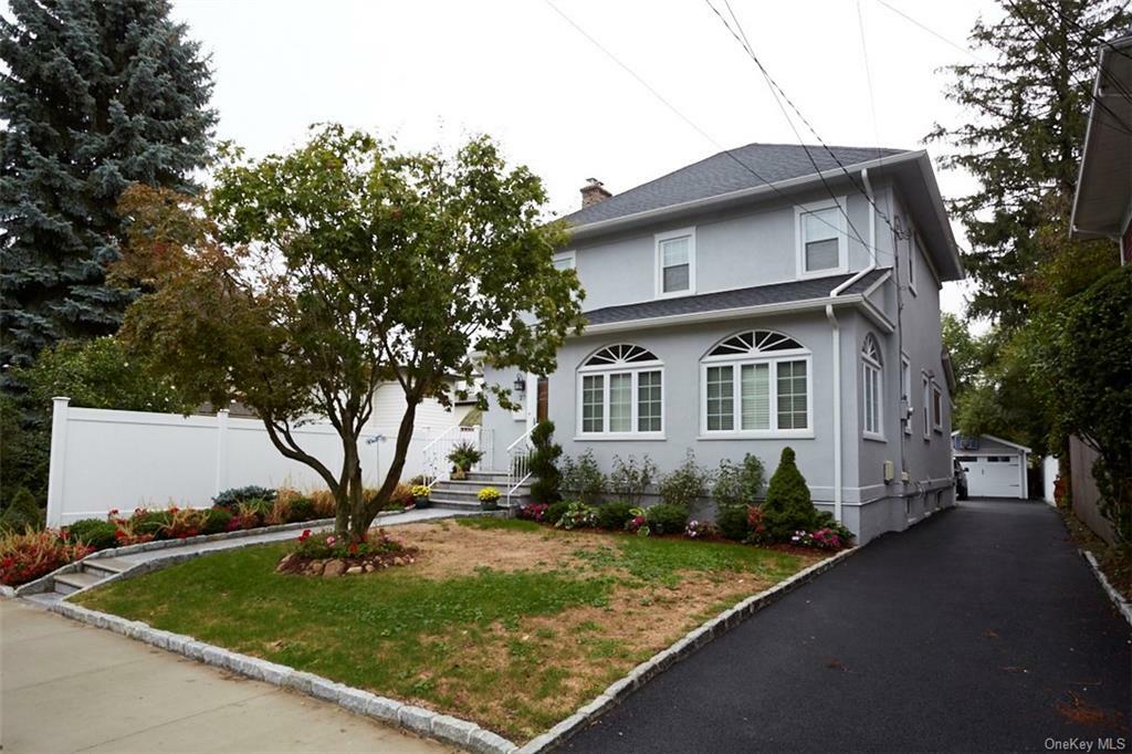 Property Photo:  27 Hubert Place  NY 10801 